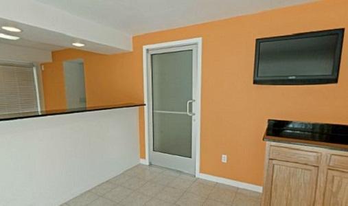 Econo Lodge Metropolis Luaran gambar